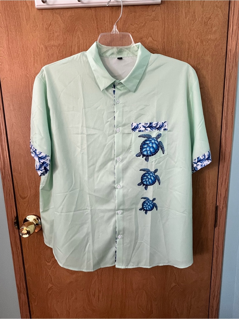Mint Green Men’s Short-Sleeve Button-Up Shirt Blue Turtle Motif Size 3XL EUC